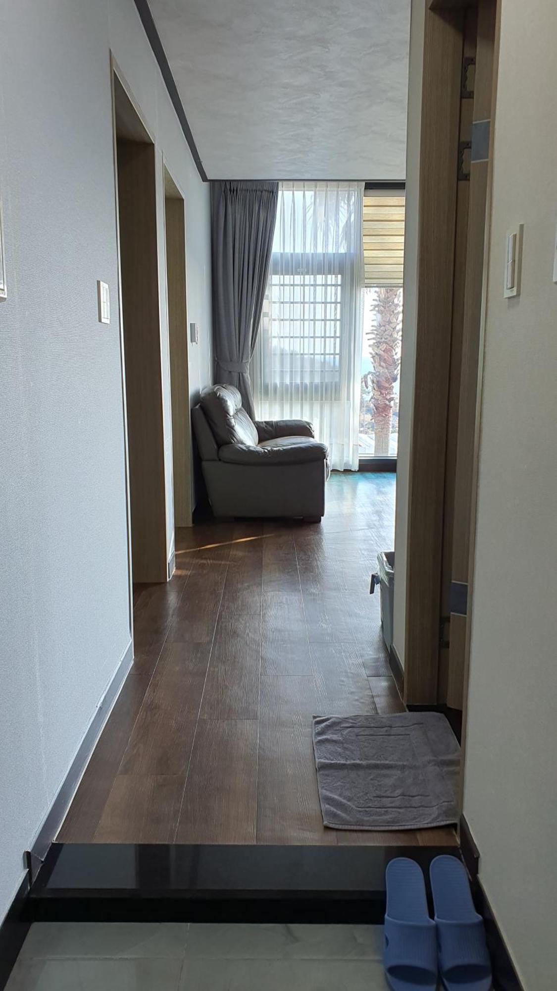 Beewool Chaewool Pension Seogwipo Rum bild